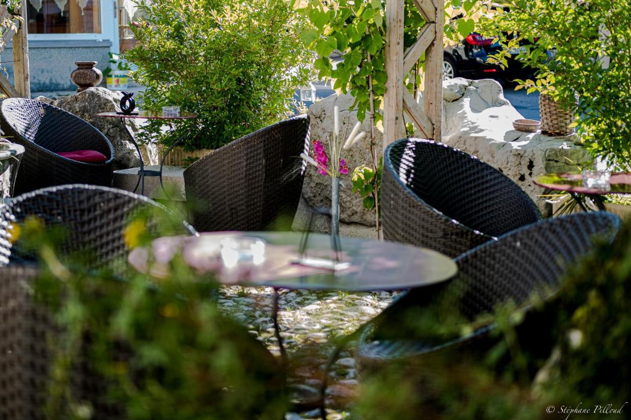 Hotel De La Truite & Spa Le Petit Nautilus Le Pont Dış mekan fotoğraf
