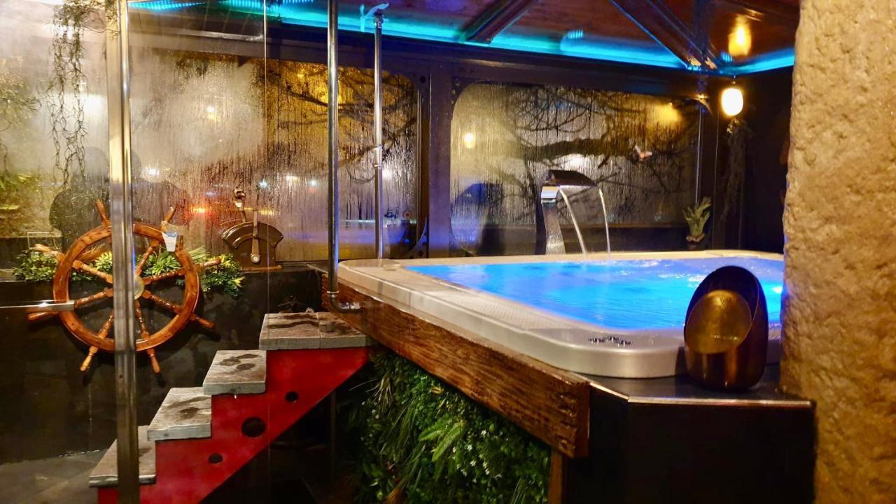 Hotel De La Truite & Spa Le Petit Nautilus Le Pont Dış mekan fotoğraf