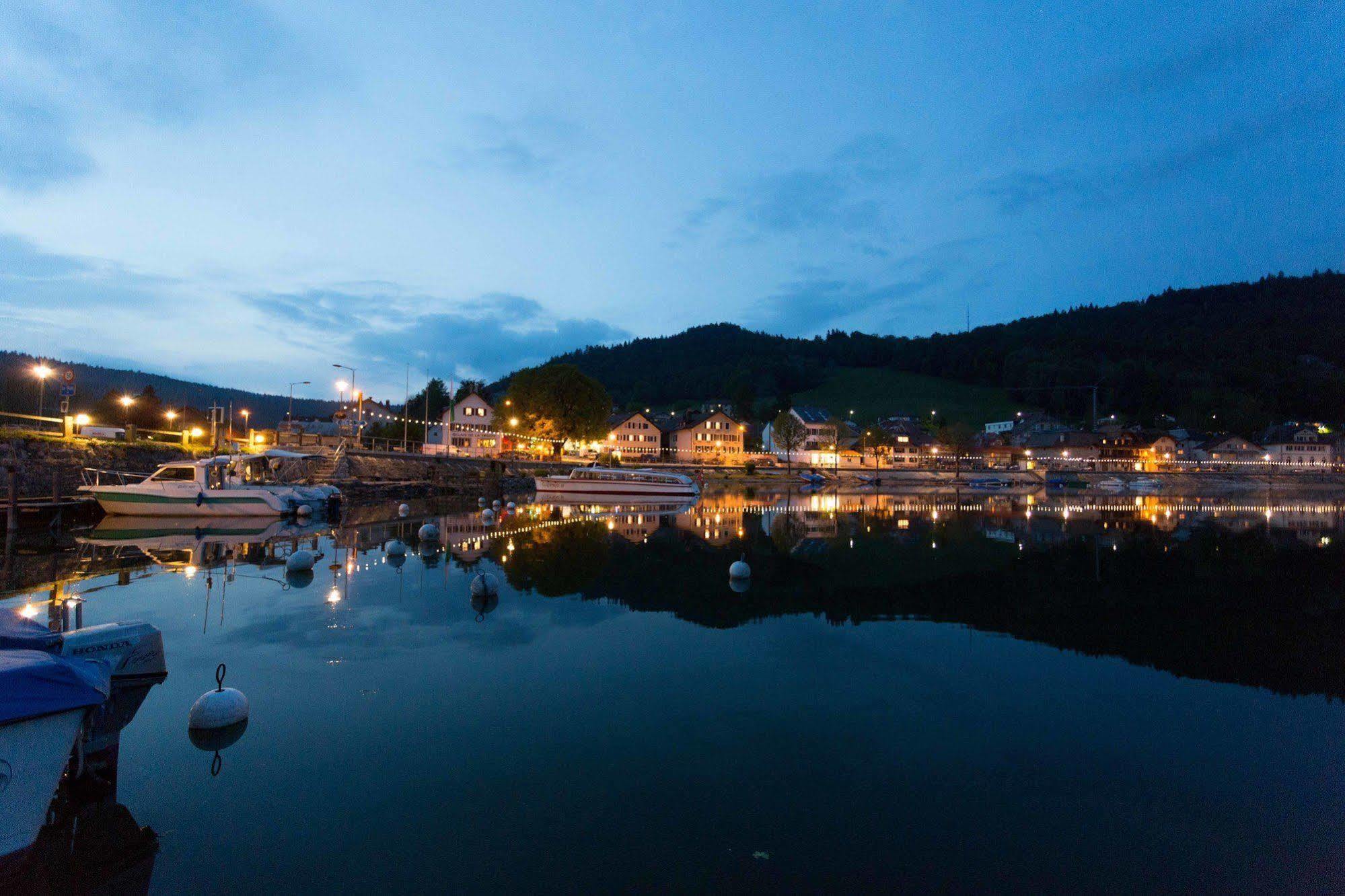 Hotel De La Truite & Spa Le Petit Nautilus Le Pont Dış mekan fotoğraf